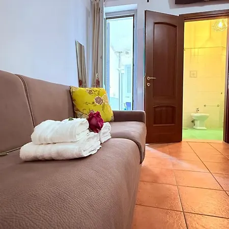 Vanvitelli Nocleg ze śniadaniem 4*